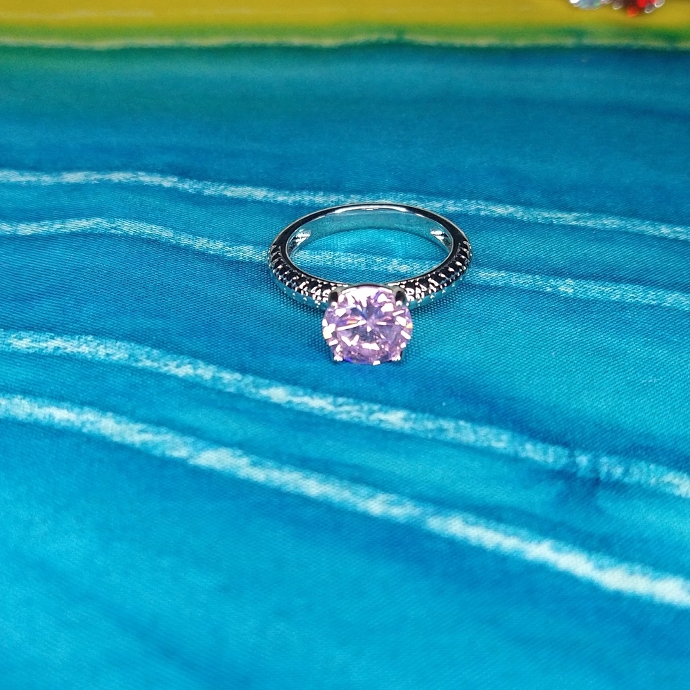 **Radium rings.** - Picture 2 of 11